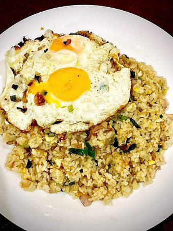 Bagaimana Menyiapkan Nasi Goreng Kampung Rawit Hijau Anti Gagal