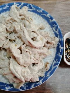 蒜泥白肉 的食譜成品照片