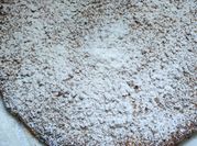 Una foto di sbriciolata al cioccolato