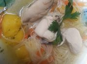 Una foto de caldos al natural