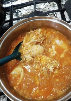 A picture of Fideo Soup with Eggs.