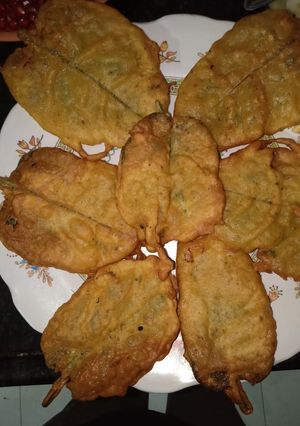 A picture of Poi ke pakode.