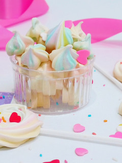 Foto resep Rainbow Meringue Cookies