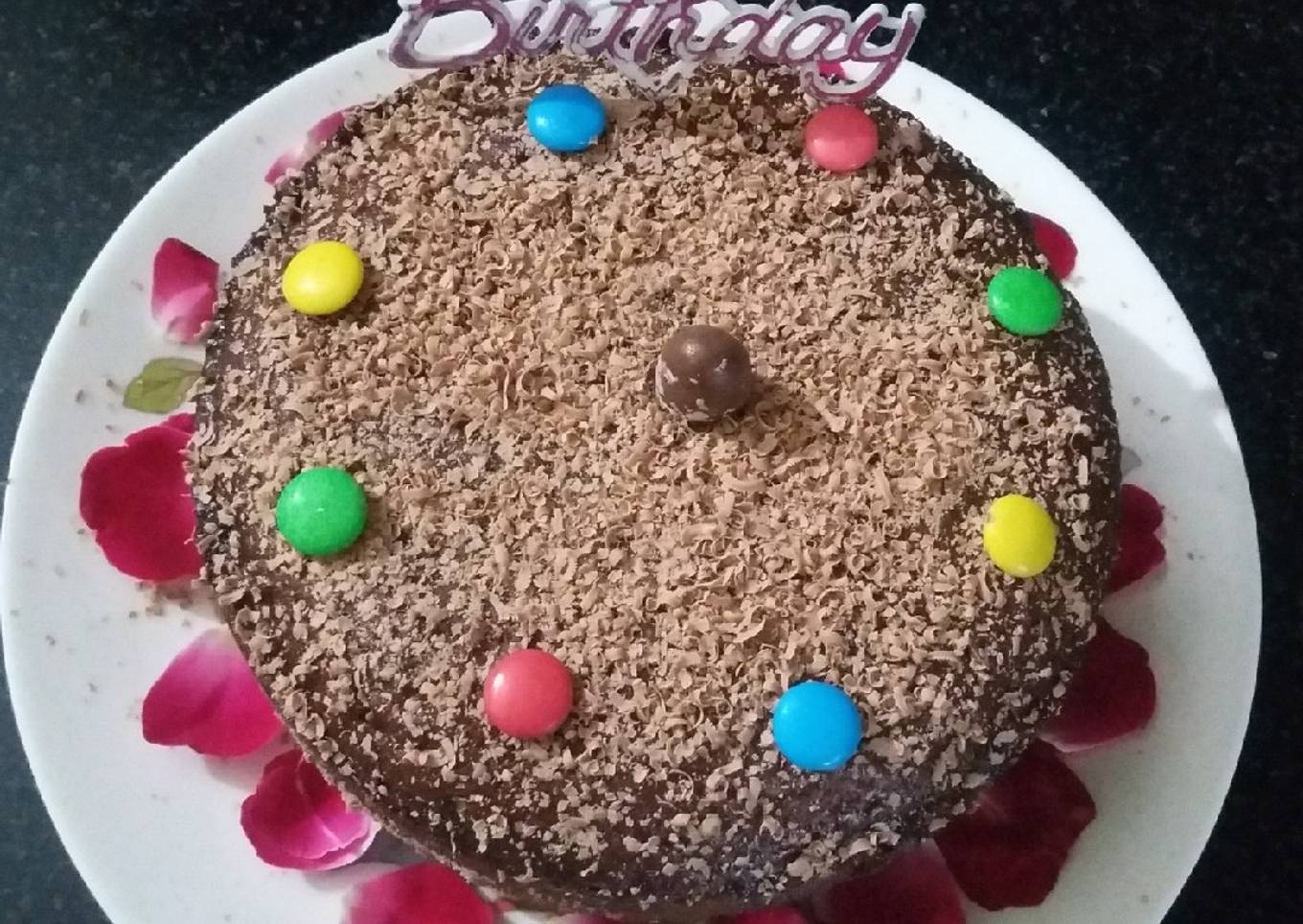 Whole wheat eggless chocolate cooker cake