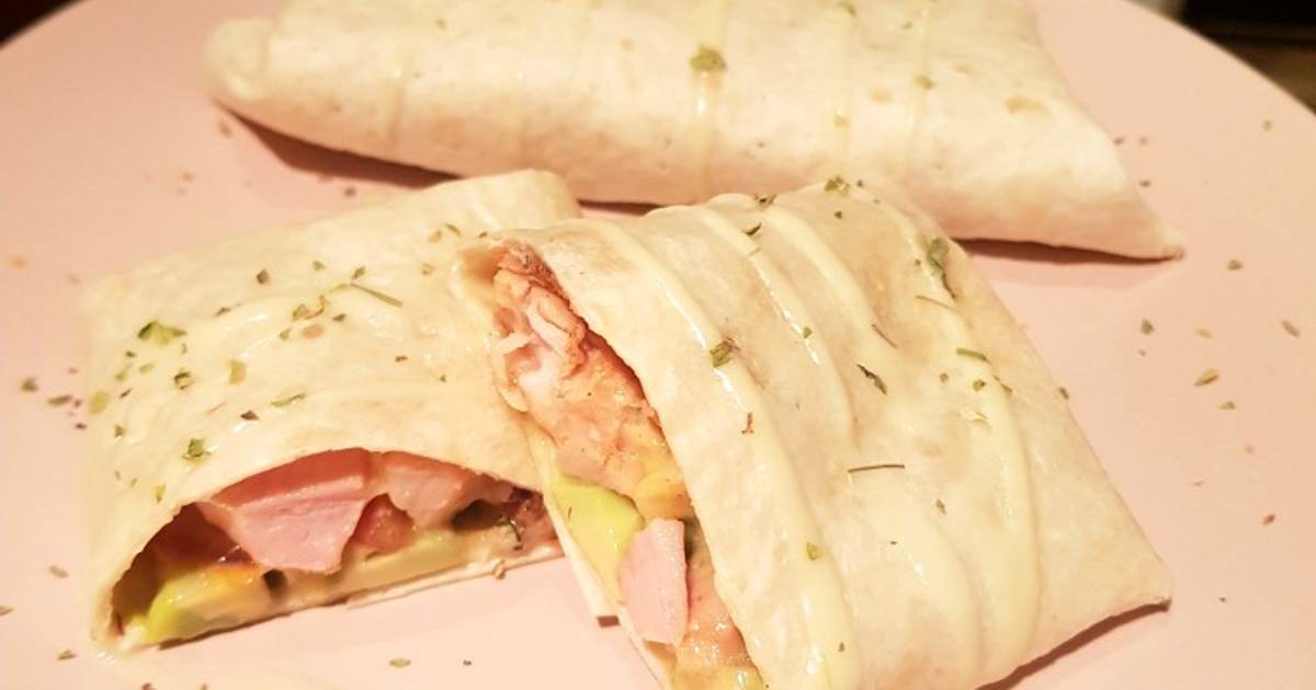 Burritos de pollo y aguacate Receta de CocinandoConEstefanía Cookpad