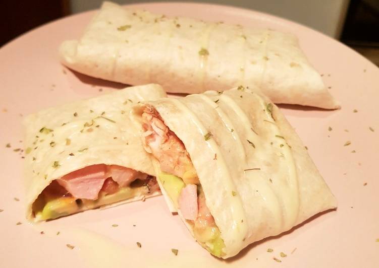 Burritos de pollo y aguacate