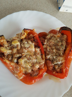 Una foto de Pimientos rojos rellenos