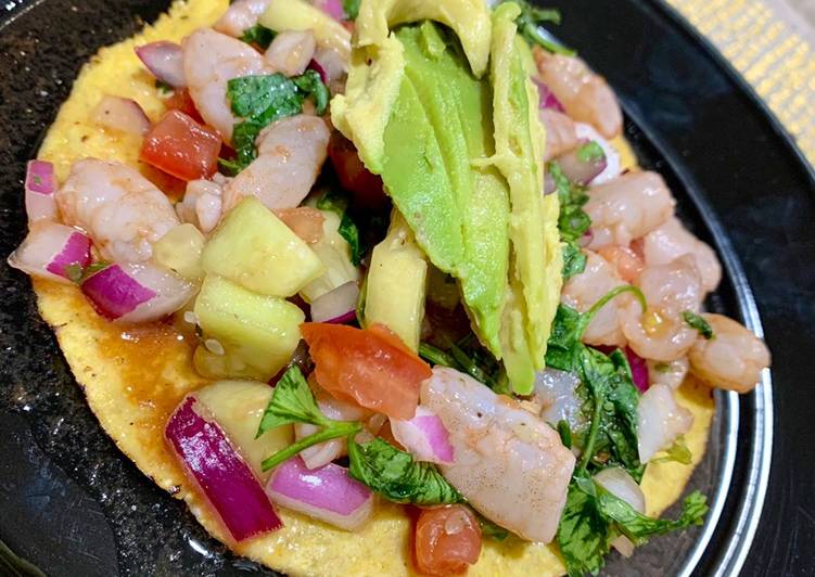 Tostadas de ceviche de camarón