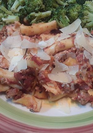 A picture of Baked Ziti.