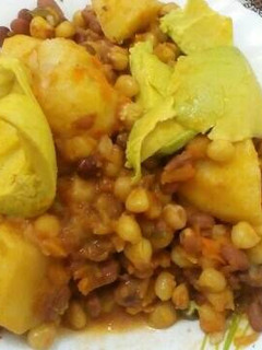 A picture of Gidheri mixed with Irish potatoes.