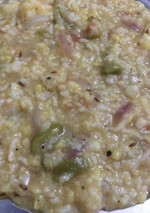 A picture of Fried khichri.