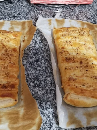 Receta Trenzas de hojaldre rellenas de jamón y queso con bechamel  que Muy delicioso