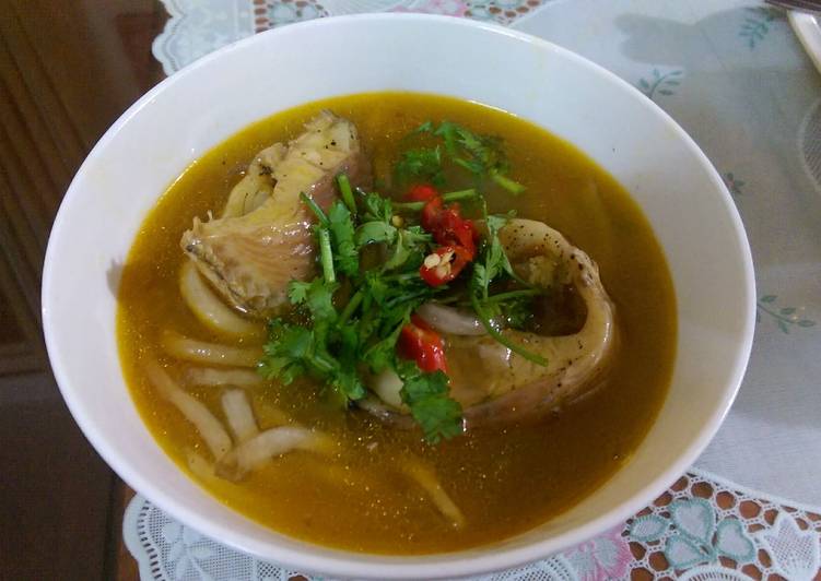 Bánh canh cá lóc cho buổi tối nhớ quê