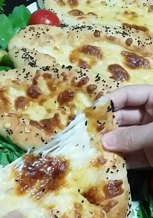 صورة لوصفة معجنات تركيه بالجبنه