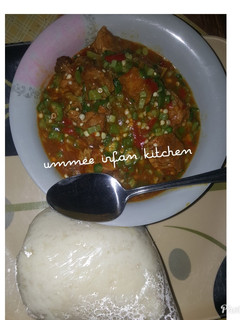 A picture of Tuwon semo wif okro soup.