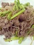 หน่อไม้ฝรั่ง,เนื้อออส,เส้นบุกสาหร่ายผัดเนยกระเทียม - คีโต