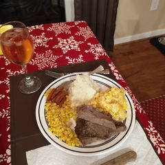 A picture of Christmas Chuck Roast🍠🍠😜😜.