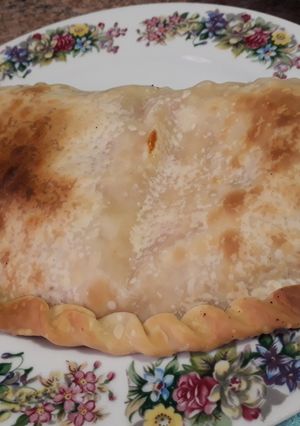Una foto de Tarta de pollo con queso y paleta