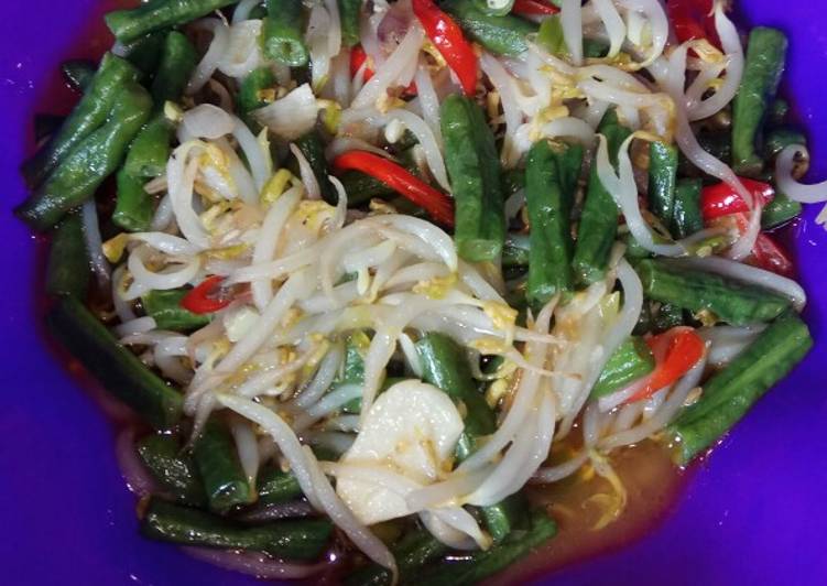 Tumis kental toge kacang panjang