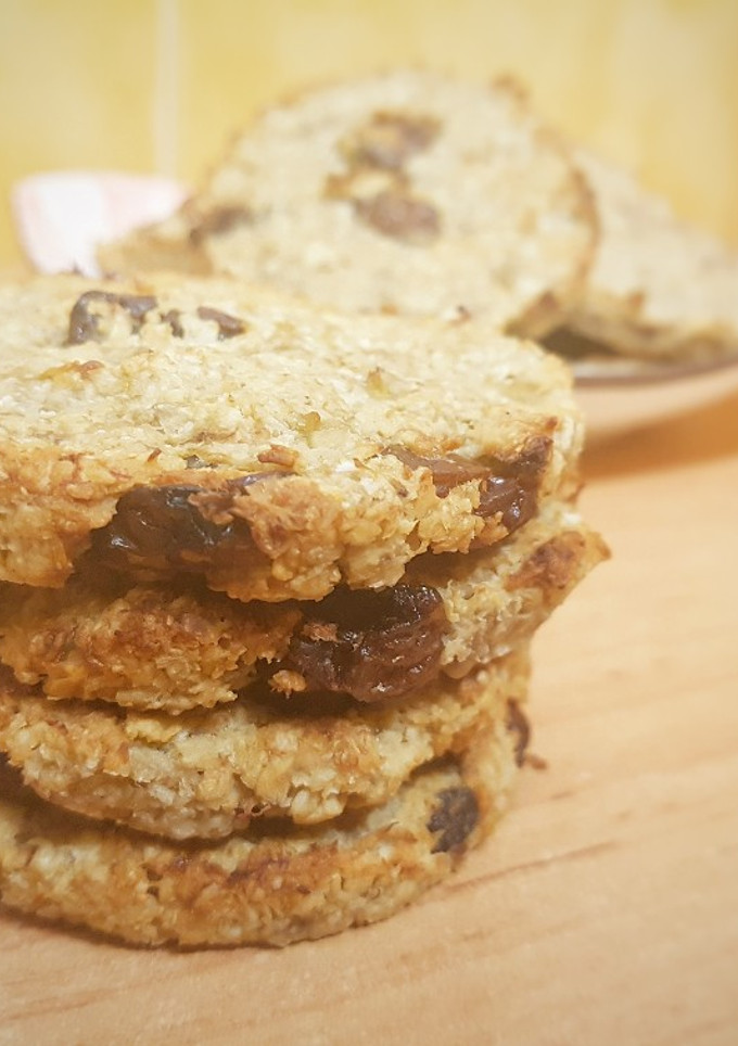 Una foto de Galletas de avena, coco y pasas