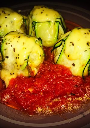 Foto principal de Bolitas de calabacín rellenas con ragout de ternera
