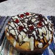 Rosca de Pascuas rellena con crema pastelera