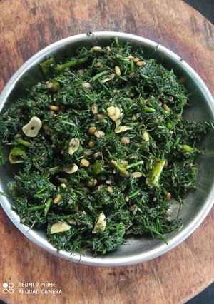 शेपूचीभाजी (shepuchi bhaji recipe in marathi) रेसिपी चे मुख्य फोटो 