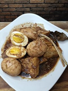 Foto resep Semur Telur + Tahu