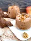 Mousse de chocolate com aquafaba e maçã