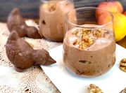 Uma foto de mousse aquafaba