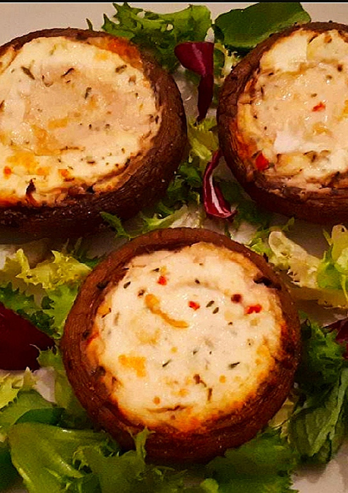 Una foto de Champiñones al horno rellenos de ricotta