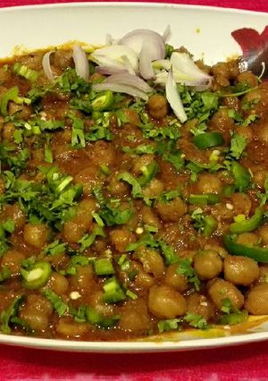 A picture of Pinndi Cholle.