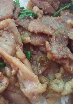 รูปของ หมูกระเทียม