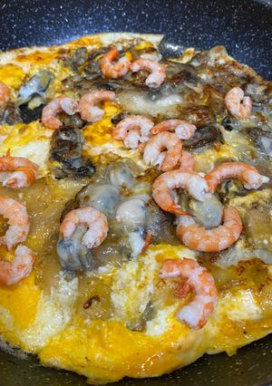 A picture of Shrimp and Oyster Omelette.