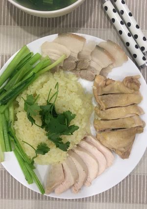 Hình của món Cơm gà.