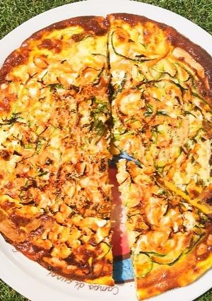 Foto di Quiche di spaghetti di carote e zucchine, raschera e fesa di tacchino