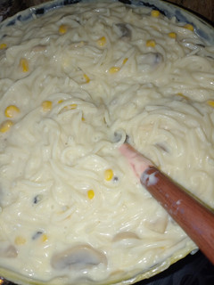 Una foto de Spaghettis en salsa blanca