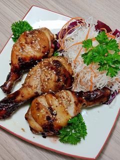 Hình của món Đùi gà nướng.