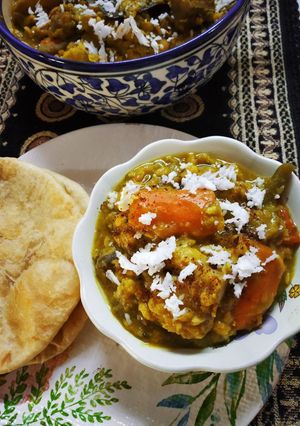 ডালমা (Dalma recipe in bengali) রেসিপির প্রধান ছবি