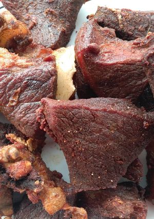 A picture of Fried beef.