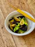 🍆 Aubergine and basil marinated with olive oil salad