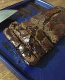 Budín de cocoa con baño de chocolate casero
