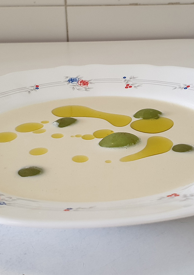 Una foto de Ajoblanco malagueño