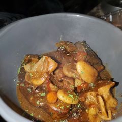 A picture of Pan cooked Oxtail.
