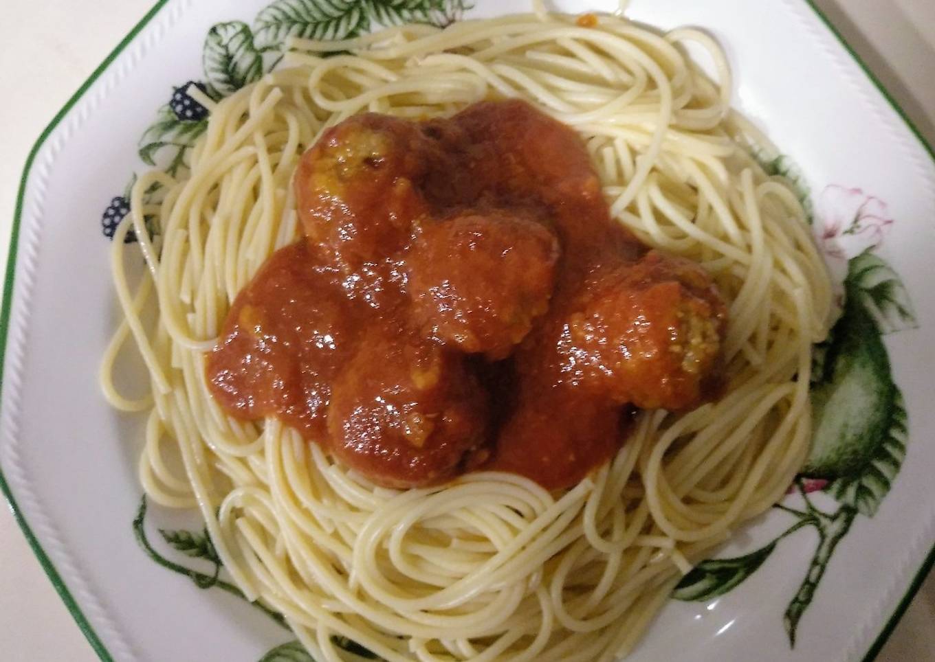 Spaghetti con albóndigas 🍝