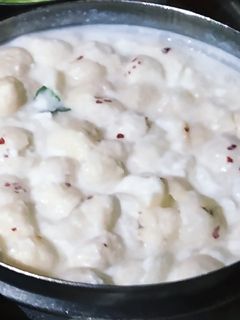मखाने का मीठा रायता रेसिपी मुख्य फोटो