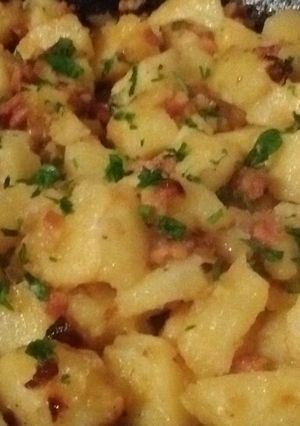 Una foto de Bratkartoffeln, papas fritas estilo alemán