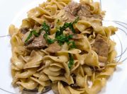 A picture of sour cream stroganoff