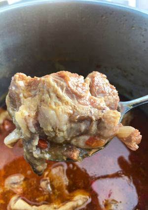 Una foto de Cordero guisado en olla express