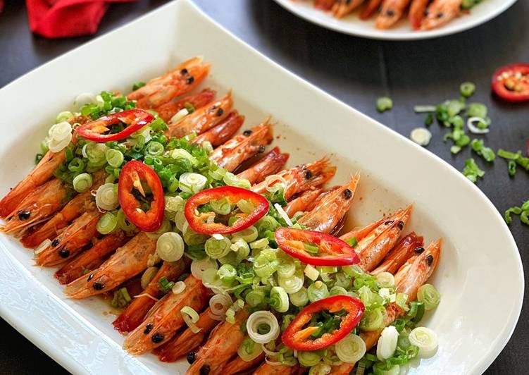 Steps to Make Quick Steamed Garlic Prawn